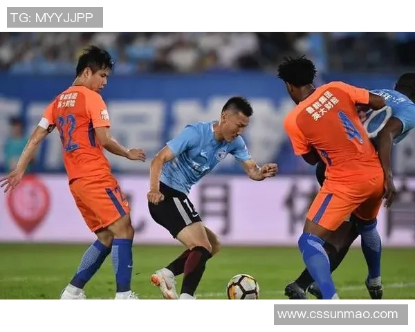 2012赛季鲁能与国安精彩对决视频回顾及赛后分析